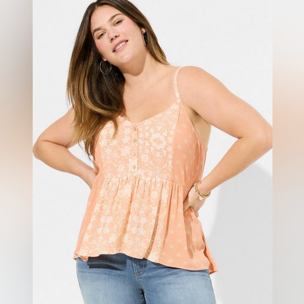 NWT TORRID Crinkle Gauze Tank Size 00 (M/L) in Lotus dotsy peach bloom